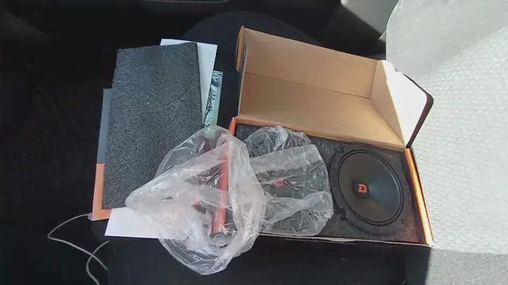 Замена штатной акустики в toyota allex на Dl Audio Raven 130