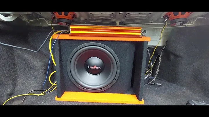 Активный саб dl audio Barracuda 12A SE саб который добавил низов в Toyota Corona Premio  ч2