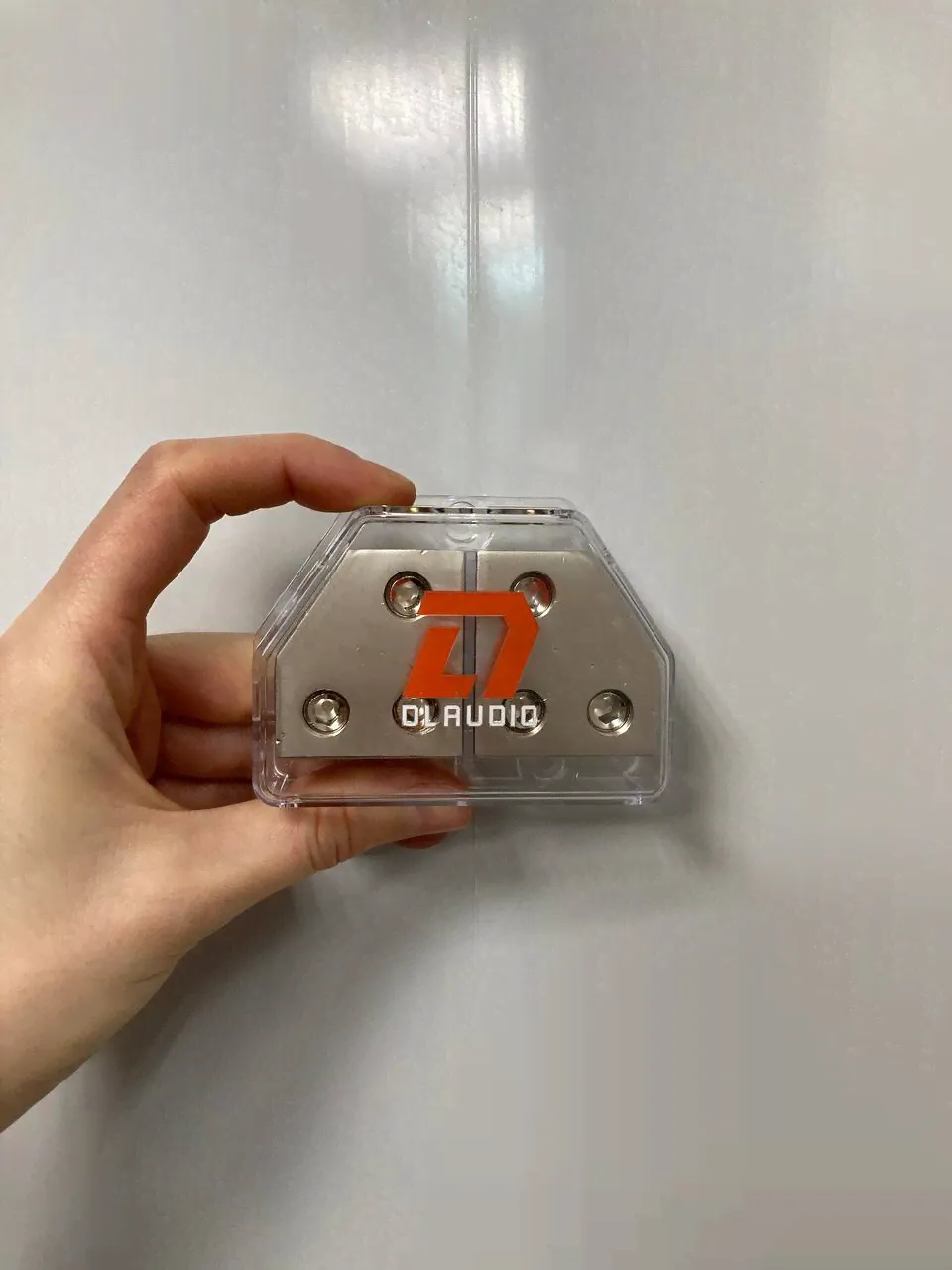 Дистрибьютор DL audio Phoenix Power Distributor 05-3